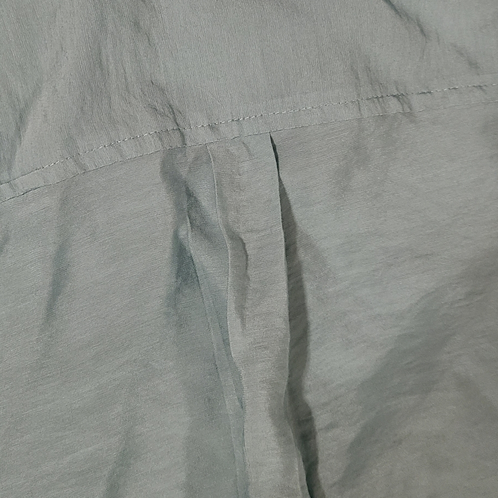 Van Heusen Button Down - image 7